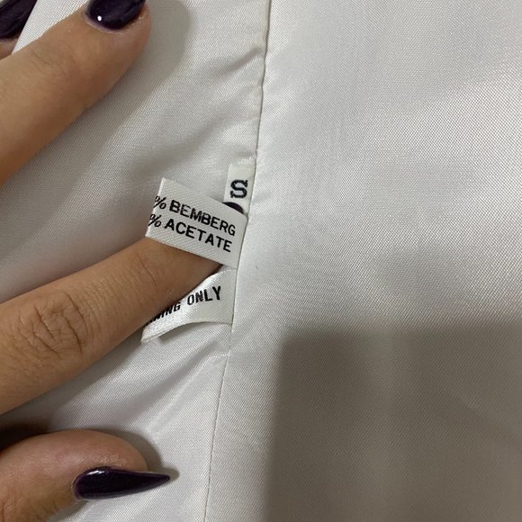 Saga Fox Fur Coat White Cream Gray - Picture 12 of 16